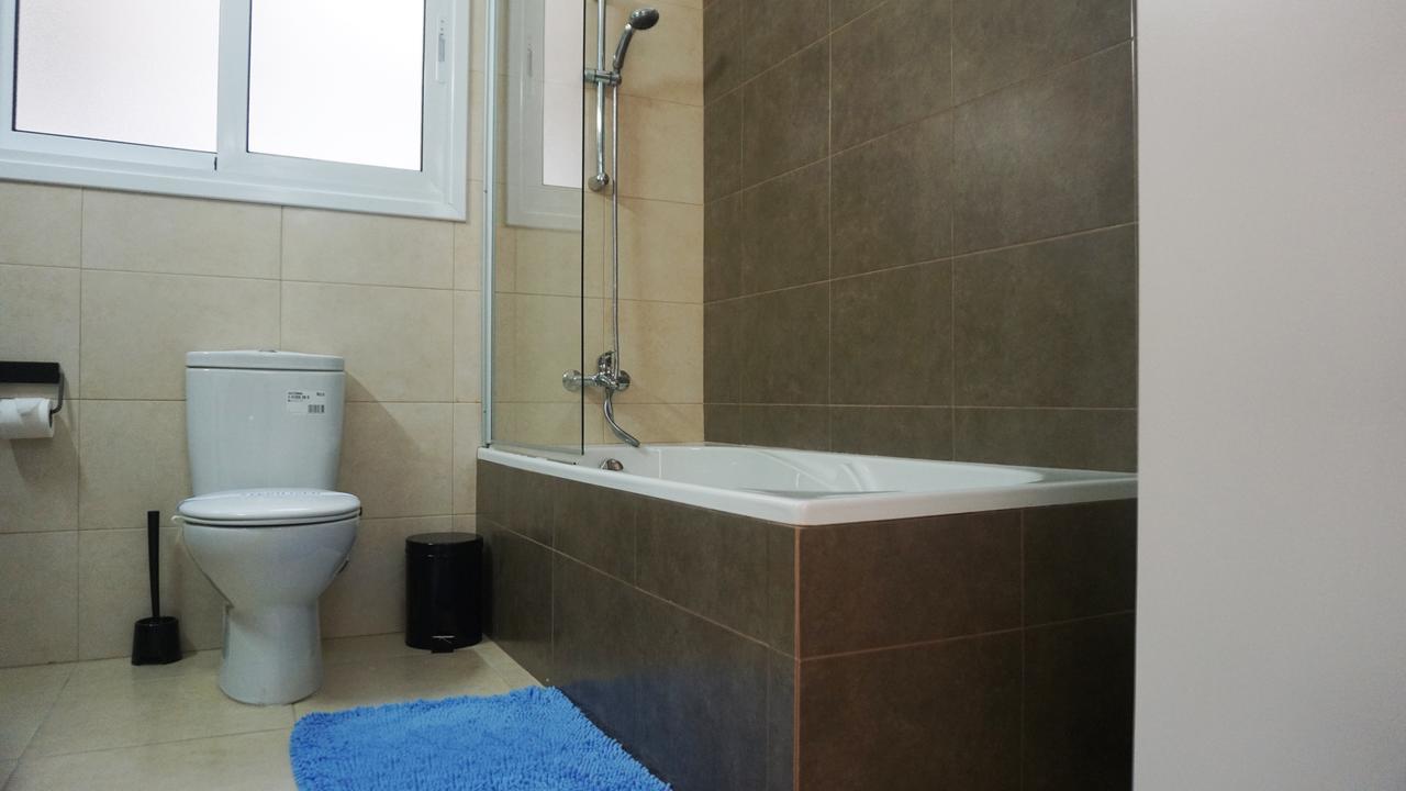 Lazuli City Seaview Apartment 34 ลาร์นาคา ภายนอก รูปภาพ