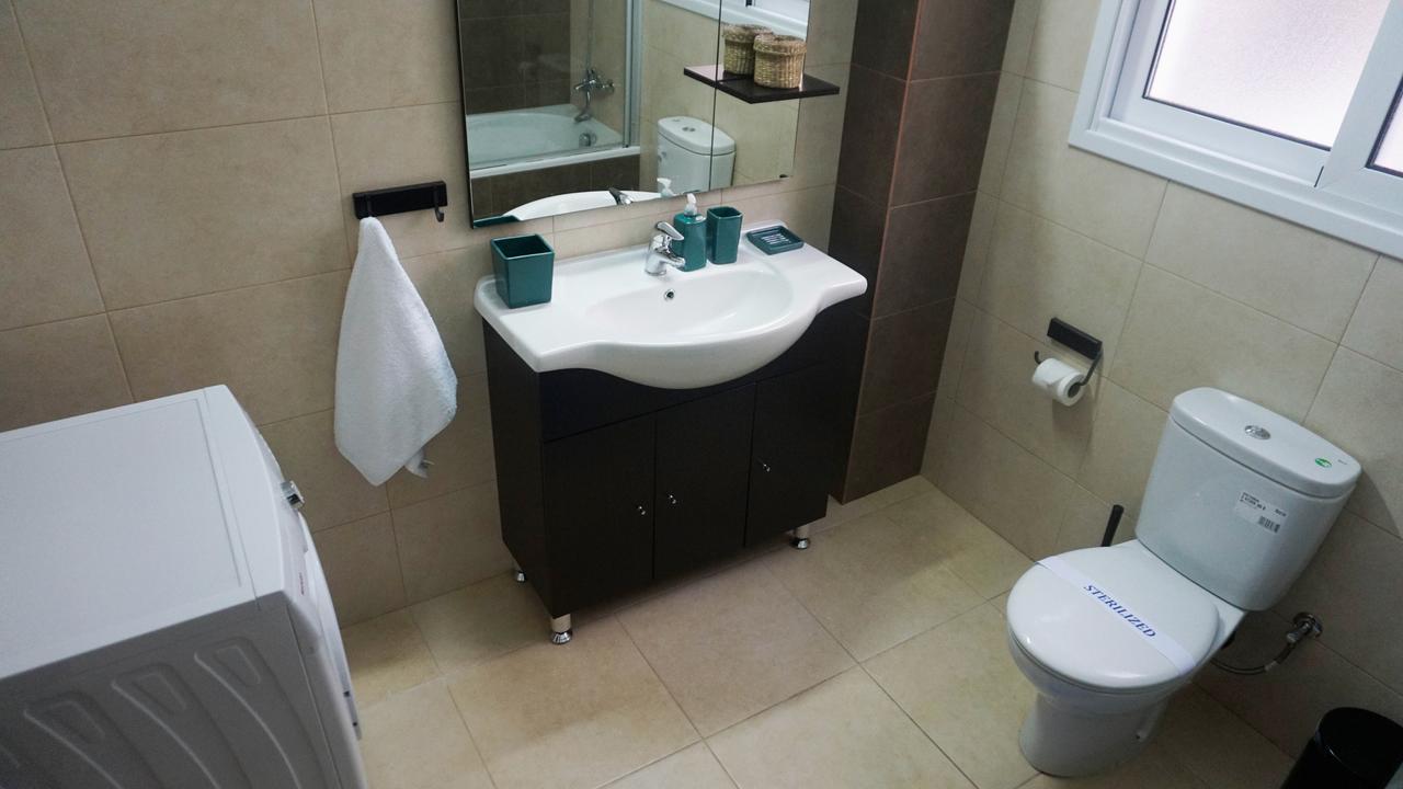 Lazuli City Seaview Apartment 34 ลาร์นาคา ภายนอก รูปภาพ